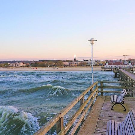Usedom-Apartment Im Haus Feniks 슈비노우이스쳬 외부 사진